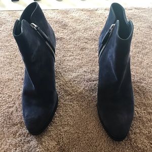Barneys NY Co-Op navy suede booties